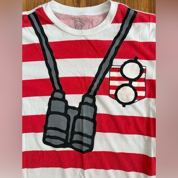 Where’s Waldo Men’s Small Costume T Shirt - Picture 2 of 6